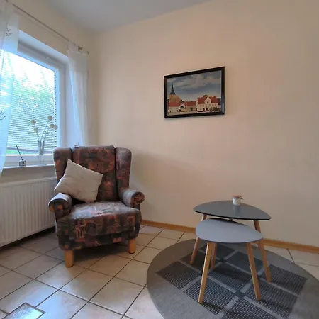 Kiara - Mit Terrasse, 2 Schlafzimmern Und Einem Großem Wohnzimmer Apartment Handewitt